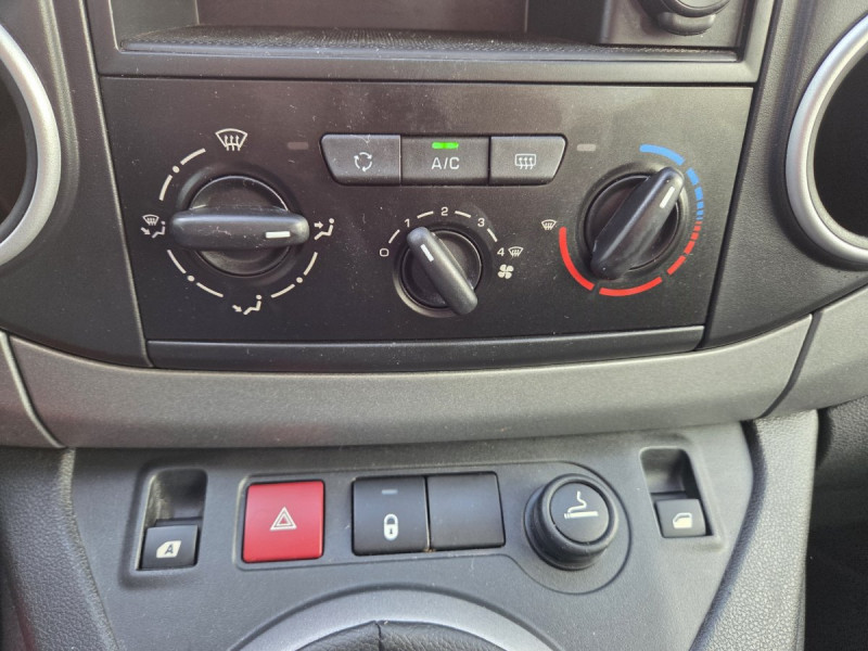 Photo 11 de l'offre de Citroën Berlingo Multispace (2) BlueHDi 100 BVM Feel à 10990€ chez Carlyss automobiles Vitré