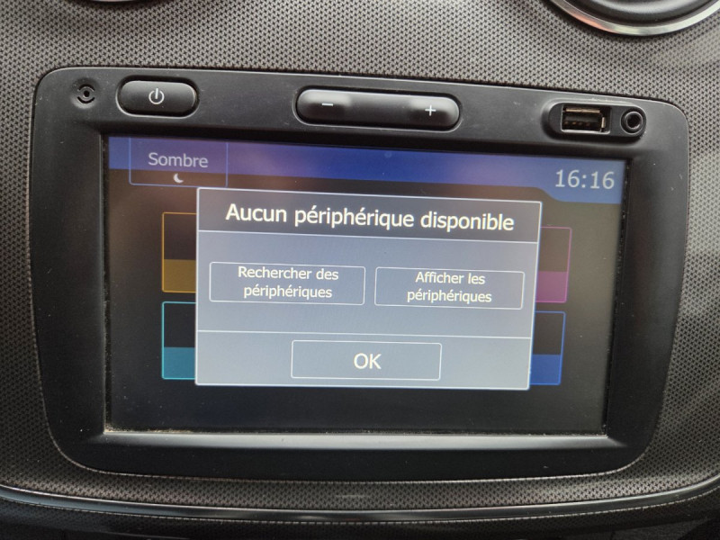 Photo 10 de l'offre de Dacia Logan MCV (2) Stepway TCe 90 -20 à 10990€ chez Carlyss automobiles Vitré