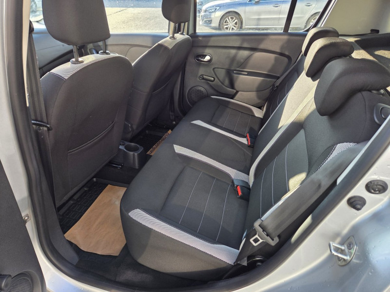 Photo 7 de l'offre de Dacia Sandero (2) Stepway Blue dCi 95 -20 à 13490€ chez Carlyss automobiles Vitré