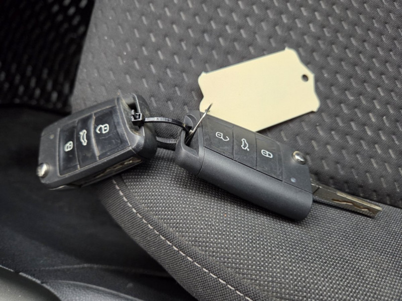 Photo 21 de l'offre de Volkswagen Polo (6) 1.0 TSI 95 Business à 12490€ chez Carlyss automobiles Vitré