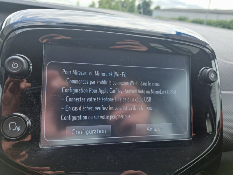 Photo 12 de l'offre de Citroën C1 (2) VTi 72 S&S BVM Feel à 9490€ chez Carlyss automobiles Vitré