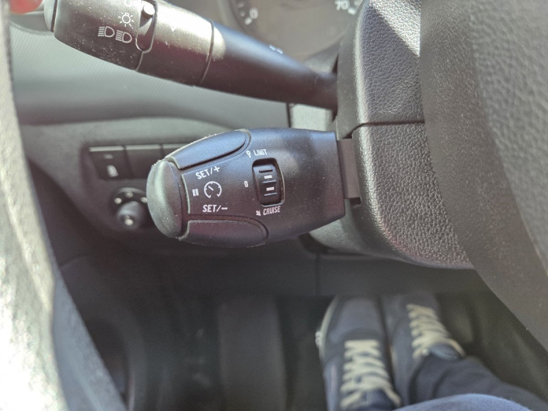 Photo 11 de l'offre de Peugeot Partner (2) 9158 euros HT BLUEHDI 75 STANDARD PREMIUM à 10990€ chez Carlyss automobiles Vitré