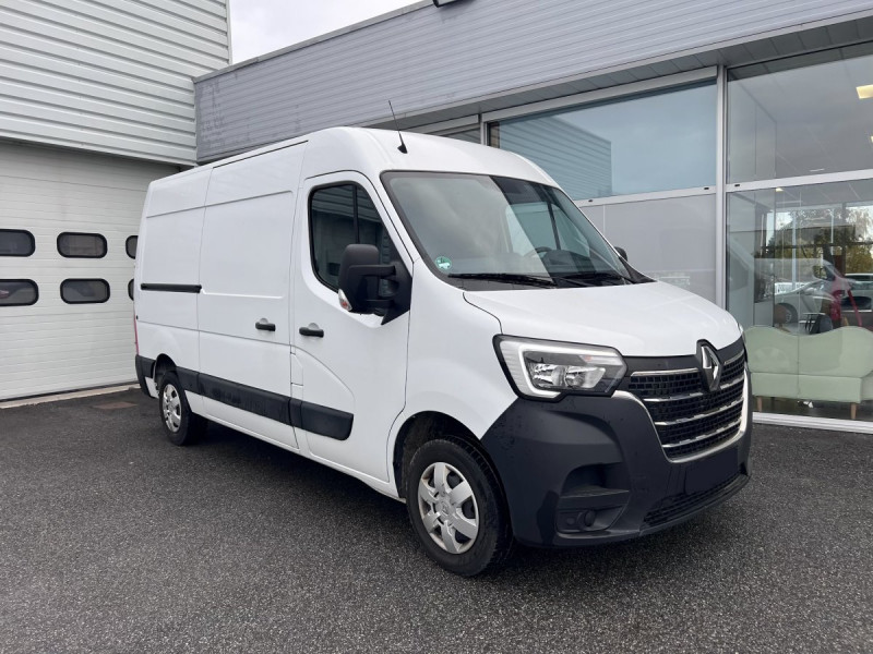 Photo 1 de l'offre de Renault Master (3) FG Tr CF F3300 L2H2 Blue dCi 150 à 24490€ chez Carlyss automobiles Vitré