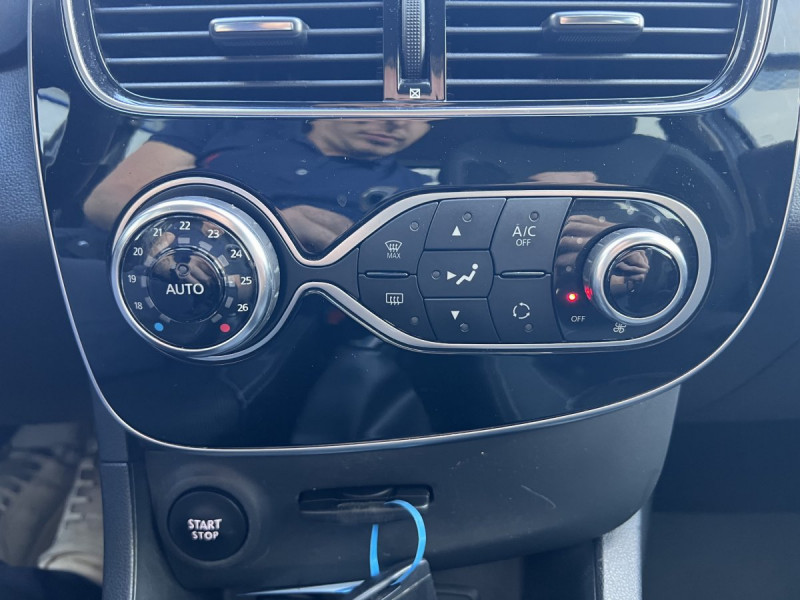 Photo 13 de l'offre de Renault Clio Estate (4) Business Energy dCi 75 à 9990€ chez Carlyss automobiles Vitré