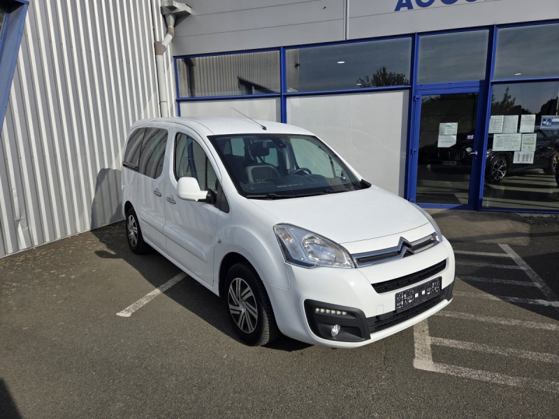 Photo 1 de l'offre de Citroën Berlingo Multispace (2) BlueHDi 100 S&S ETG6 Feel à 13990€ chez Carlyss automobiles Vitré