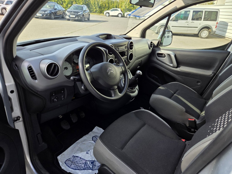 Photo 9 de l'offre de Citroën Berlingo Multispace (2) BlueHDi 100 BVM Feel à 10990€ chez Carlyss automobiles Vitré