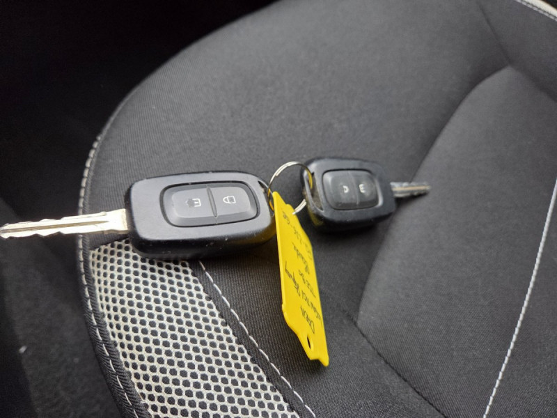 Photo 19 de l'offre de Dacia Logan MCV (2) Stepway TCe 90 -20 à 10990€ chez Carlyss automobiles Vitré