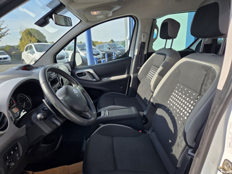 Photo 8 de l'offre de Citroën Berlingo Multispace (2) BlueHDi 100 S&S ETG6 Feel à 13990€ chez Carlyss automobiles Vitré