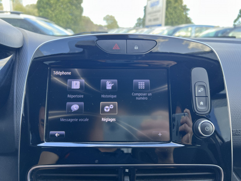 Photo 11 de l'offre de Renault Clio Estate (4) Business Energy dCi 75 à 9990€ chez Carlyss automobiles Vitré