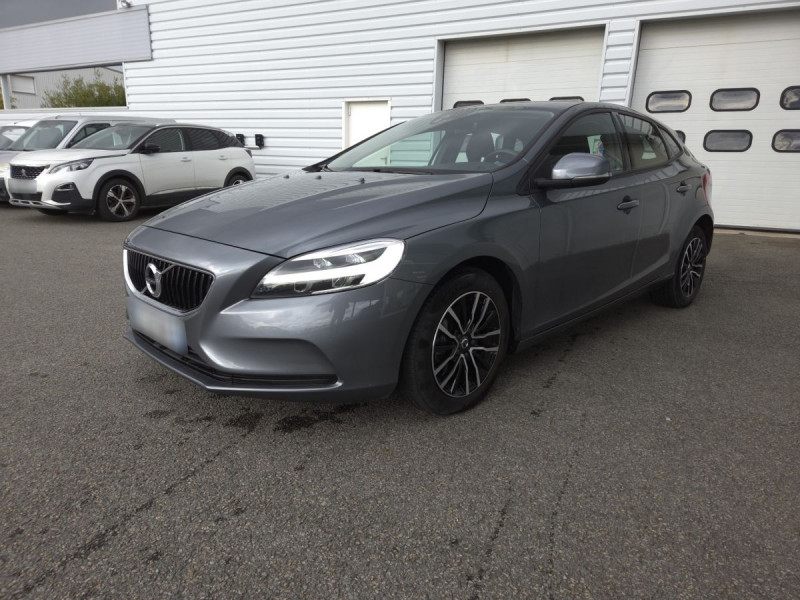 Photo 5 de l'offre de Volvo V40 (2) D2 AdBlue 120 Geartronic 6 Momentum à 17490€ chez Carlyss automobiles Vitré