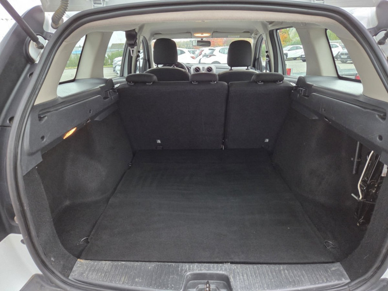 Photo 18 de l'offre de Dacia Logan MCV (2) Stepway TCe 90 -20 à 10990€ chez Carlyss automobiles Vitré