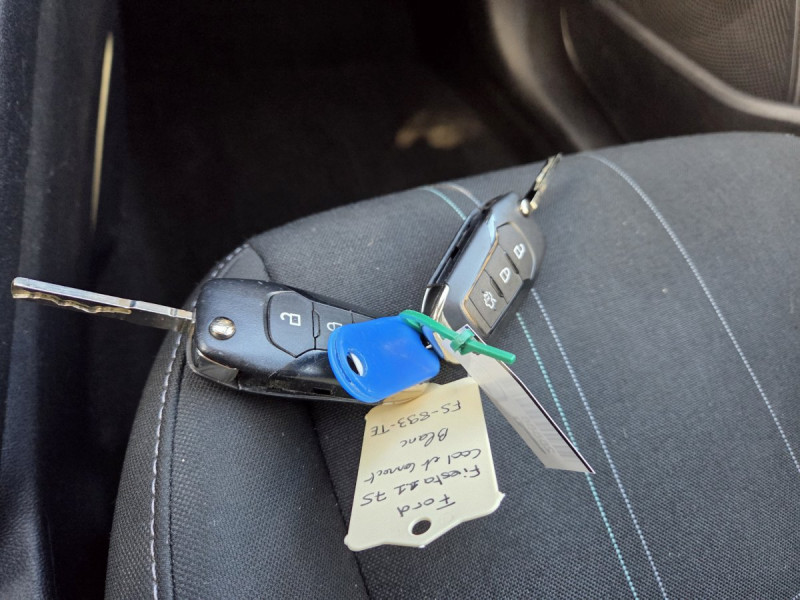 Photo 21 de l'offre de Ford Fiesta (7) 1.1 75PS COOL & CONNECT à 12290€ chez Carlyss automobiles Vitré