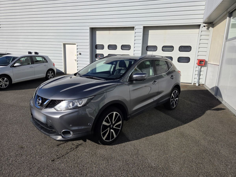 Photo 2 de l'offre de NISSAN Qashqai (2) 1.6 DCI 130 TEKNA à 13990€ chez Carlyss automobiles Vitré