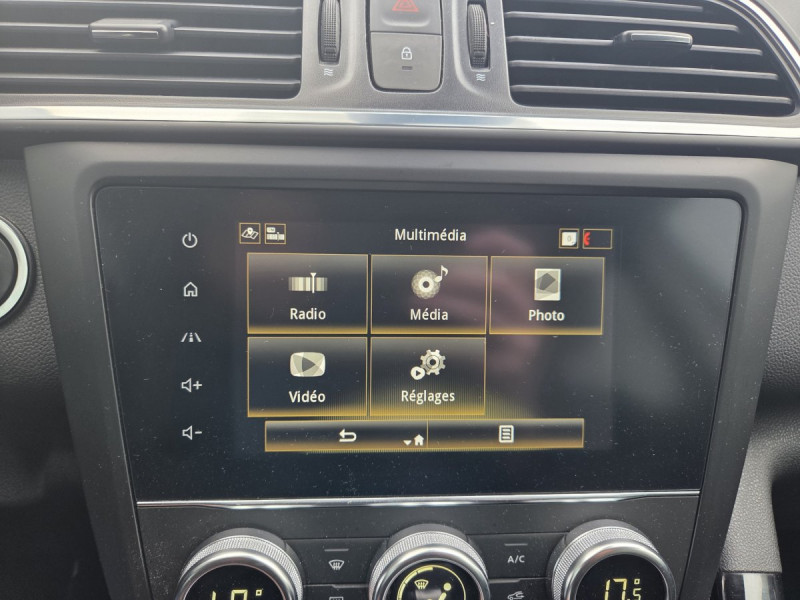 Photo 14 de l'offre de RENAULT Kadjar Business Blue dCi 115 EDC à 13990€ chez Carlyss automobiles Vitré