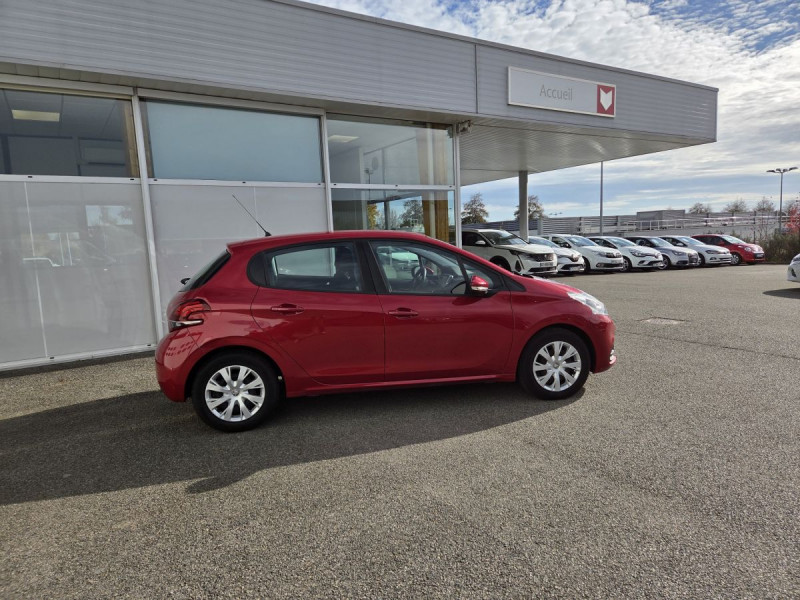 Photo 2 de l'offre de PEUGEOT 208 1.6 BlueHDi 100 S&S Active à 8490€ chez Carlyss automobiles Vitré
