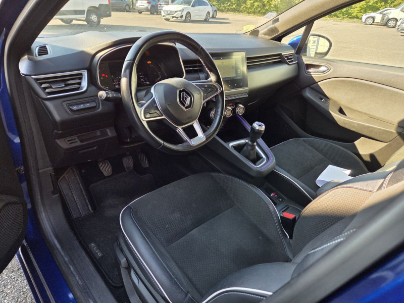 Photo 6 de l'offre de RENAULT Clio (5) Intens Blue dCi 115 à 13990€ chez Carlyss automobiles Vitré