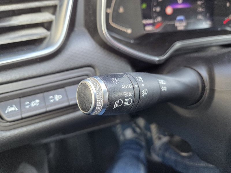 Photo 17 de l'offre de RENAULT Clio (5) Intens Blue dCi 115 à 13990€ chez Carlyss automobiles Vitré