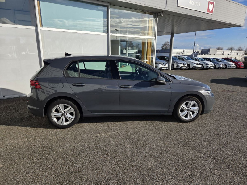 Photo 5 de l'offre de Volkswagen Golf (8) 2.0 TDI SCR 115 DSG7 Life Busi à 19790€ chez Carlyss automobiles Vitré