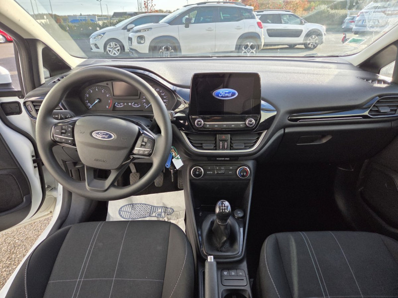 Photo 8 de l'offre de Ford Fiesta (7) 1.1 75PS COOL & CONNECT à 12290€ chez Carlyss automobiles Vitré