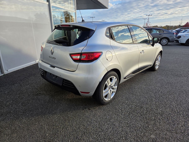 Photo 3 de l'offre de RENAULT Clio (4) Limited dCi 90 - 18 à 10790€ chez Carlyss automobiles Vitré