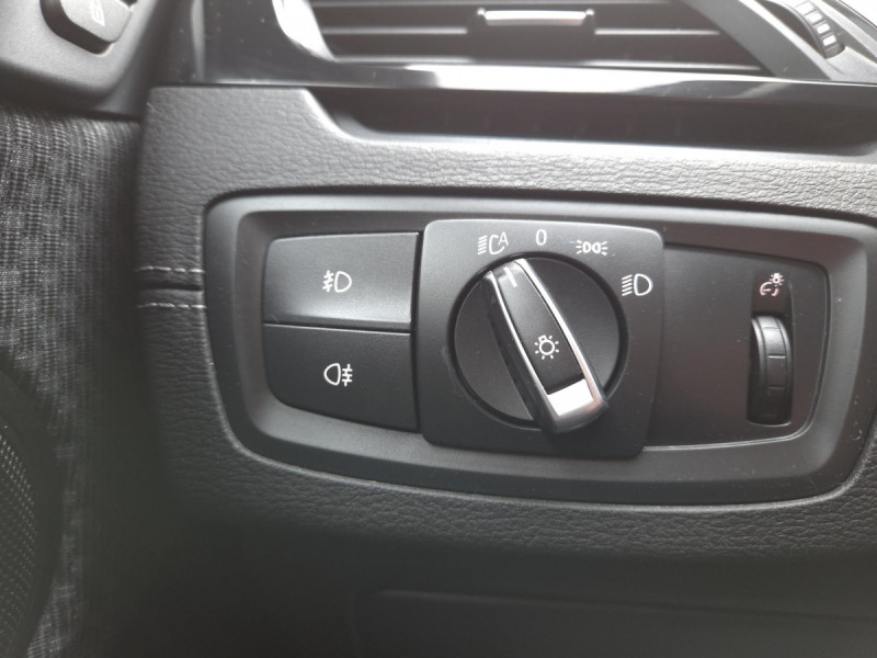 Photo 24 de l'offre de BMW X2 sDrive20d Lounge BVA8 à 22990€ chez Carlyss automobiles Vitré