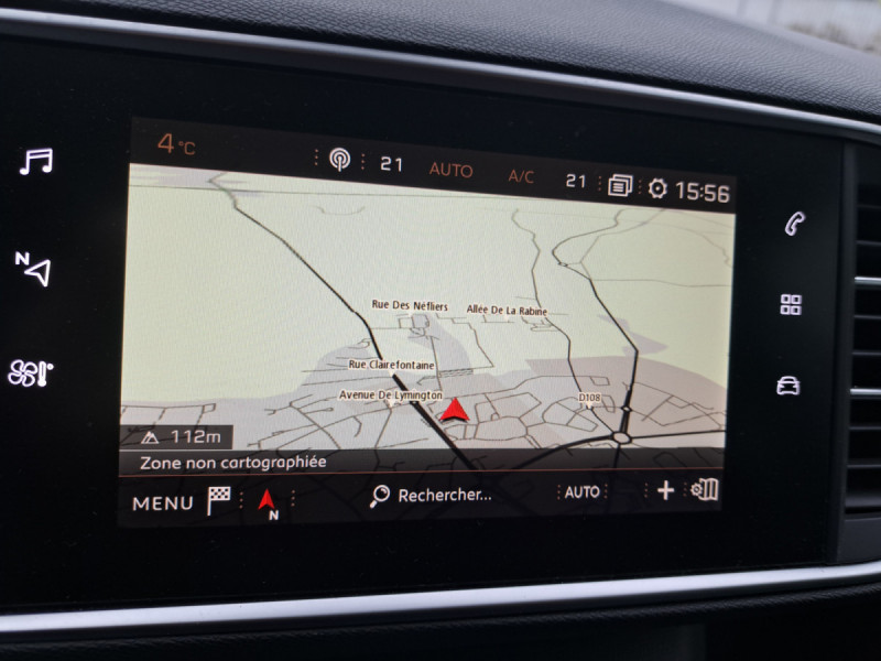 Photo 10 de l'offre de PEUGEOT 308 SW (2) BlueHDi 130 EAT6 S&S Allure Business à 12490€ chez Carlyss automobiles Vitré