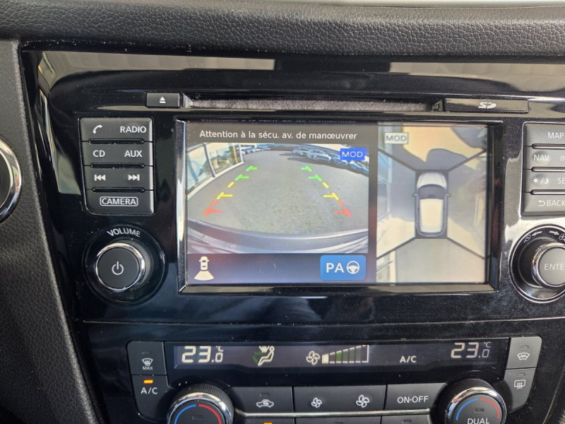 Photo 10 de l'offre de NISSAN Qashqai (2) 1.6 DCI 130 TEKNA à 13990€ chez Carlyss automobiles Vitré