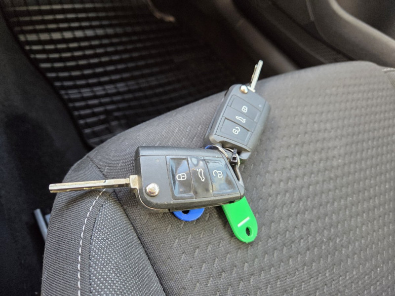 Photo 19 de l'offre de Volkswagen Polo (6) 1.0 TSI 95 Business à 13990€ chez Carlyss automobiles Vitré