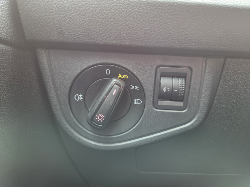 Photo 19 de l'offre de Volkswagen Polo (6) 1.0 TSI 95 DSG7 United à 16790€ chez Carlyss automobiles Vitré