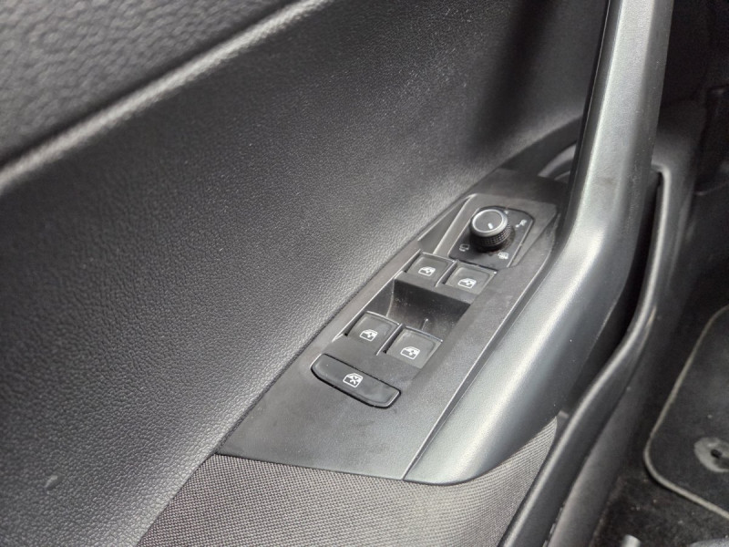 Photo 20 de l'offre de Volkswagen Polo (6) 1.0 TSI 95 DSG7 United à 16790€ chez Carlyss automobiles Vitré