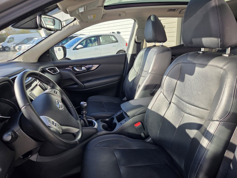 Photo 7 de l'offre de NISSAN Qashqai (2) 1.6 DCI 130 TEKNA à 13990€ chez Carlyss automobiles Vitré