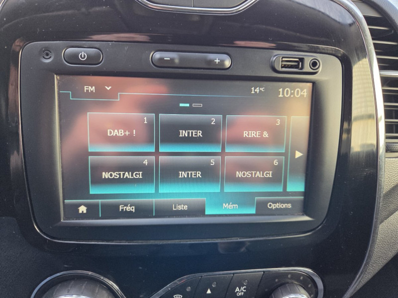 Photo 10 de l'offre de RENAULT Captur Intens Energy TCe 90 à 9490€ chez Carlyss automobiles Vitré