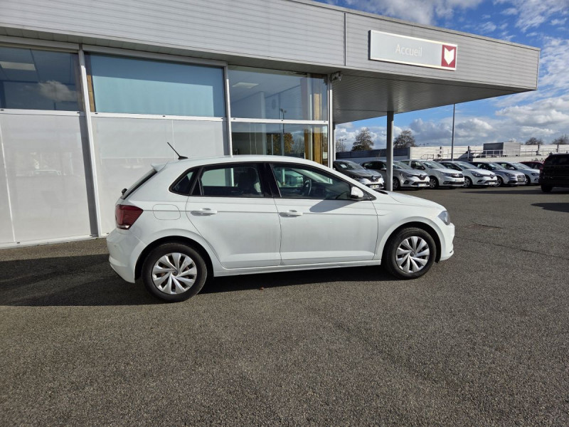 Photo 2 de l'offre de Volkswagen Polo (6) 1.0 TSI 95 Business à 12790€ chez Carlyss automobiles Vitré