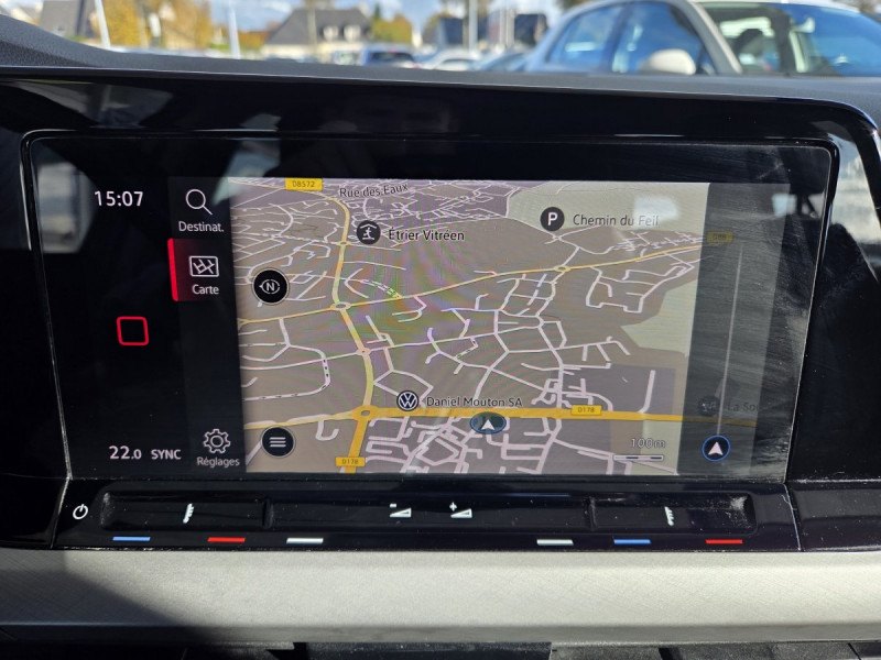 Photo 13 de l'offre de Volkswagen Golf (8) 2.0 TDI SCR 115 DSG7 Life Busi à 19790€ chez Carlyss automobiles Vitré