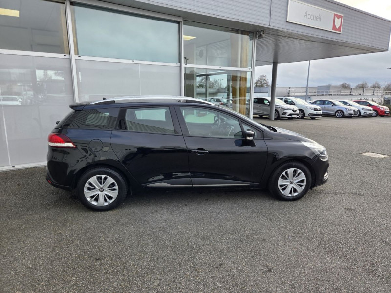Photo 5 de l'offre de Renault Clio Estate (4) Business dCi 90 à 12990€ chez Carlyss automobiles Vitré