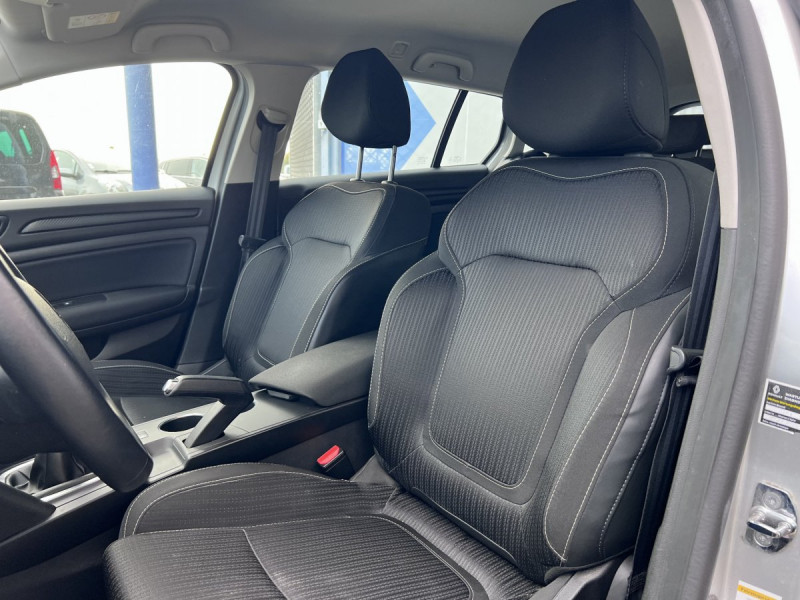 Photo 4 de l'offre de Renault Mégane Estate (4) Business Energy dCi 130 à 13790€ chez Carlyss automobiles Vitré