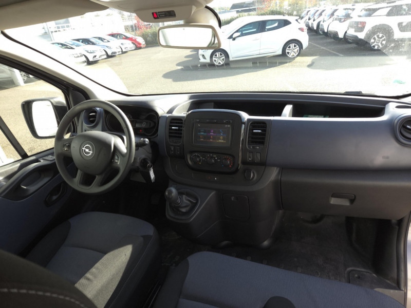 Photo 10 de l'offre de Opel Vivaro (2) 1.6 CDTI 125 ECO S/S 2.9 L2H1 PACK CLIM+ à 17290€ chez Carlyss automobiles Vitré
