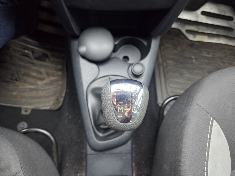 Photo 16 de l'offre de Dacia Sandero (2) Stepway Prestige dCi 90 E6 Easy-R à 10990€ chez Carlyss automobiles Vitré