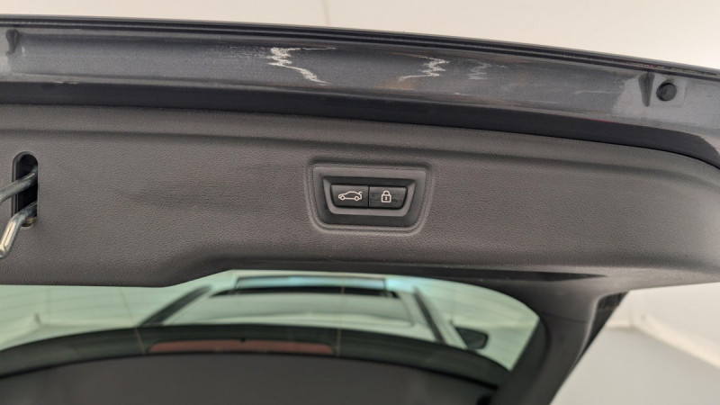 Photo 22 de l'offre de BMW Serie 3 Touring G21 Touring 330e xDrive 292 ch BVA8 M Sport à 31043€ chez Carlyss automobiles Vitré