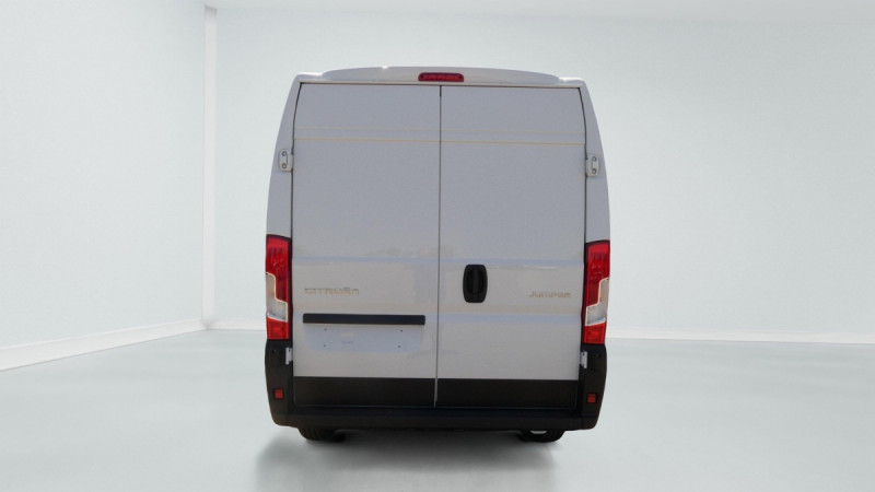 Photo 13 de l'offre de CITROEN Jumper Fourgon TOLE 35 L2H2 180 S&S BVA8 à 31437€ chez Carlyss automobiles Vitré