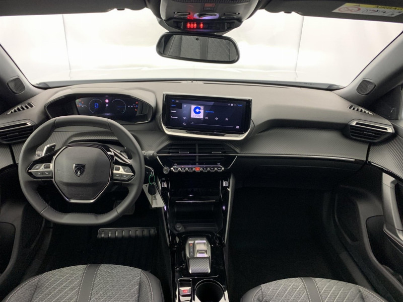 Photo 10 de l'offre de PEUGEOT 2008 Hybrid 145 e-DCS6 Allure à 26498€ chez Carlyss automobiles Vitré