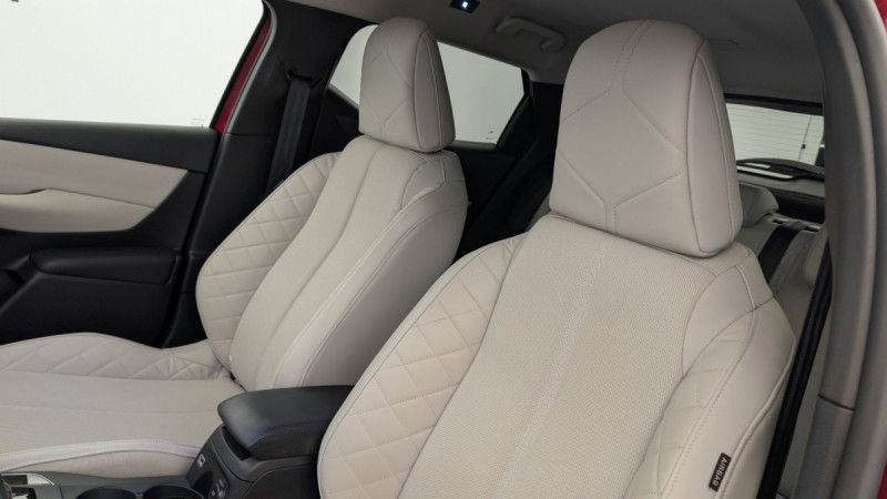 Photo 16 de l'offre de DS DS3 PureTech 130 EAT8 Esprit de Voyage à 24021€ chez Carlyss automobiles Vitré