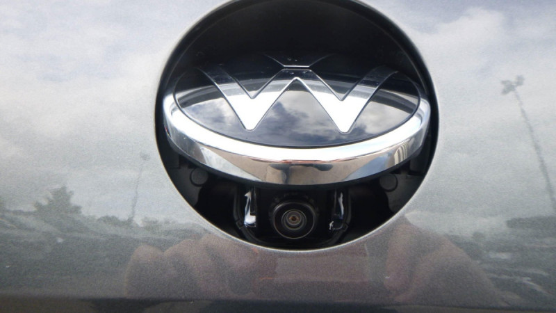 Photo 6 de l'offre de VOLKSWAGEN T-roc T-Roc 1.5 TSI EVO2 150 Start/Stop DSG7 R-Line Edition à 36398€ chez Carlyss automobiles Vitré