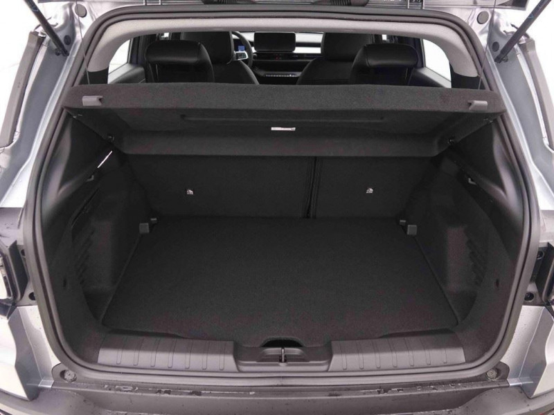 Photo 6 de l'offre de Jeep Avenger 1.2 MHEV 110 DCT6 Altitude à 27502€ chez Carlyss automobiles Vitré