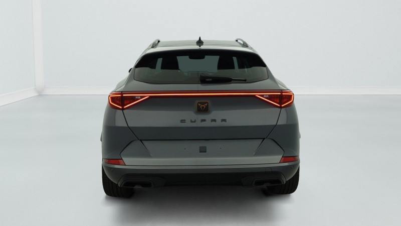 Photo 6 de l'offre de CUPRA Formentor 1.4 e-HYBRID 204 ch DSG6 V à 28088€ chez Carlyss automobiles Vitré