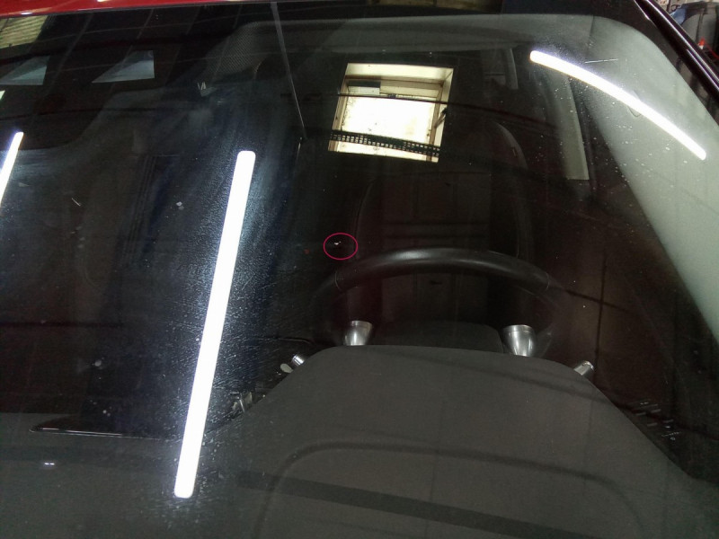 Photo 3 de l'offre de LAND-ROVER RANGE ROVER EVOQUE Range Rover Evoque D150 AWD BVA9 S à 37198€ chez Carlyss automobiles Vitré