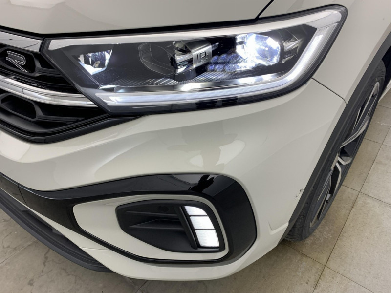 Photo 25 de l'offre de VOLKSWAGEN T-roc 2.0 TDI 150 Start/Stop DSG7 R-Line Edition à 35998€ chez Carlyss automobiles Vitré