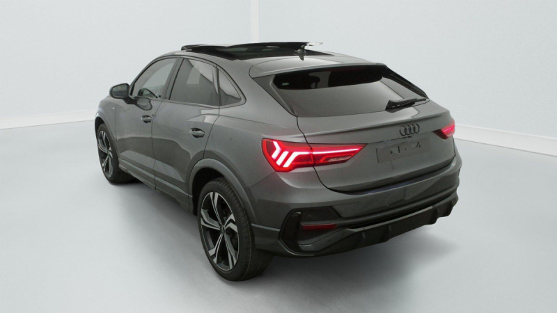 Photo 5 de l'offre de AUDI Q3 Sportback 35 TDI 150 ch S tronic 7 S line à 50098€ chez Carlyss automobiles Vitré