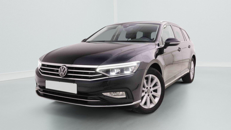 Photo 1 de l'offre de VOLKSWAGEN Passat Variant 2.0 Tdi 150 DSG Elegance à 31698€ chez Carlyss automobiles Vitré