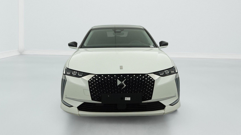 Photo 2 de l'offre de DS DS4 PureTech 130 EAT8 Rivoli à 22620€ chez Carlyss automobiles Vitré